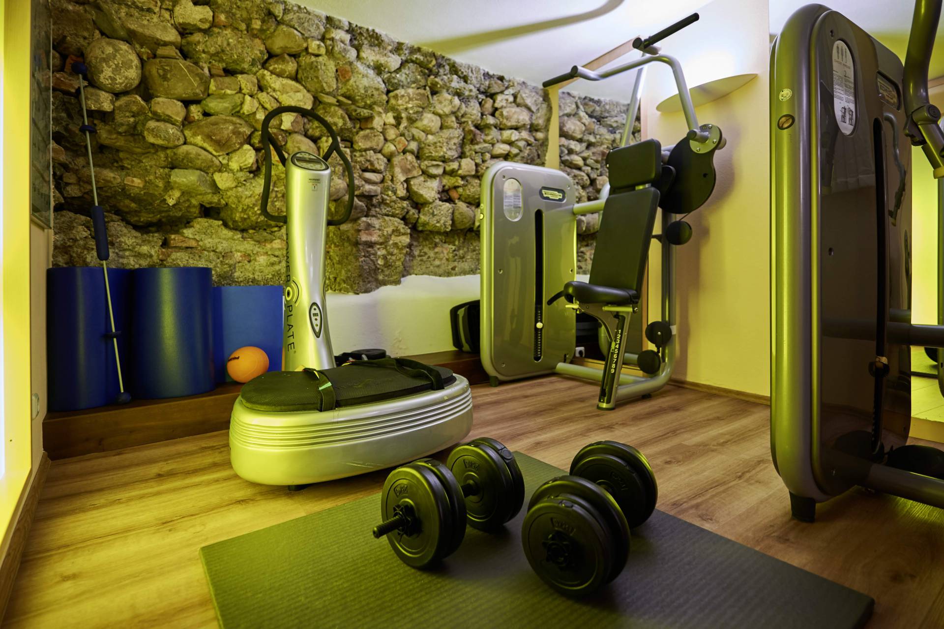 Fitnessstudio im Hotel