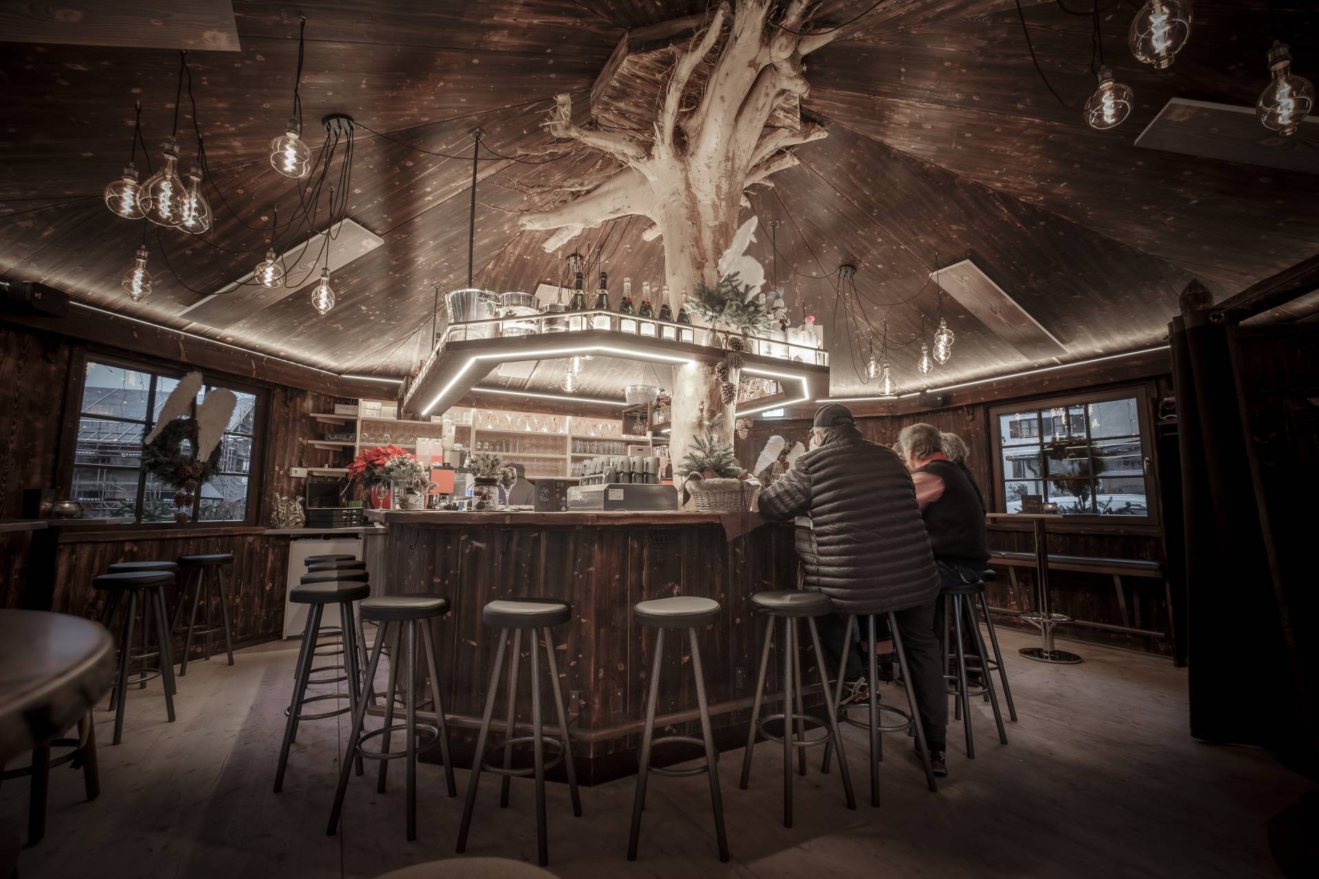 Innenansicht s'Älple Hüttenbar in Oberstaufen