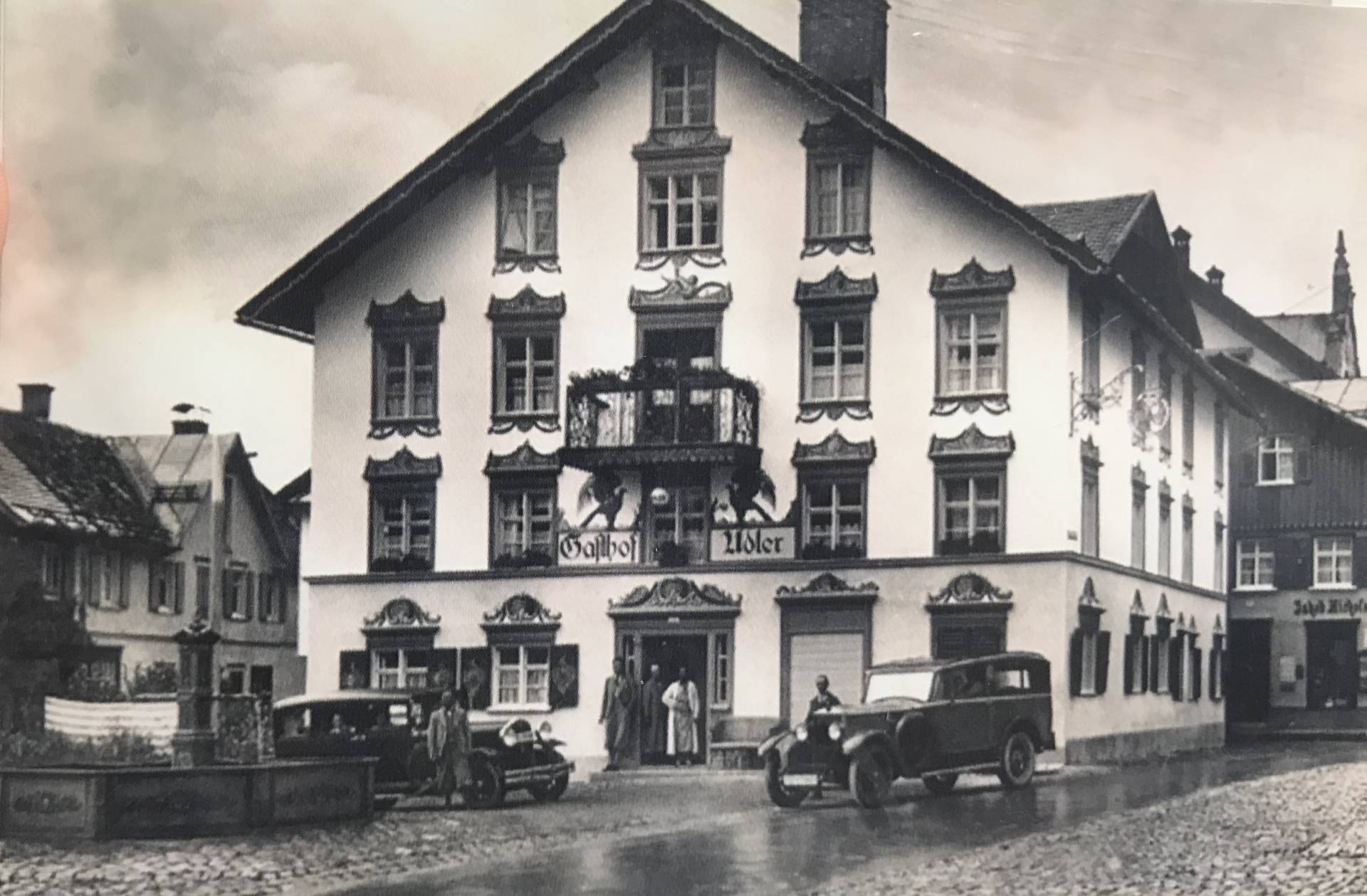 altes schwarz weiß Bild vom Hotel Adler
