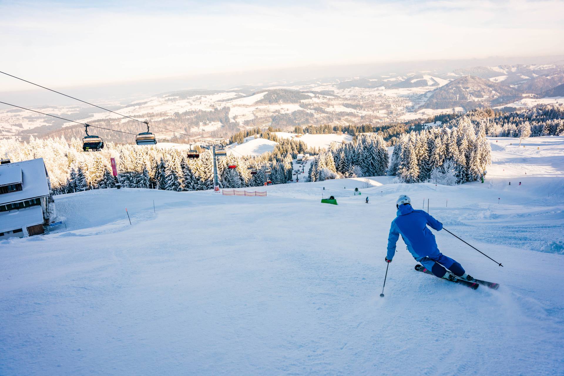 Skifahren im Allgäuer Skigebiet bei Oberstaufen